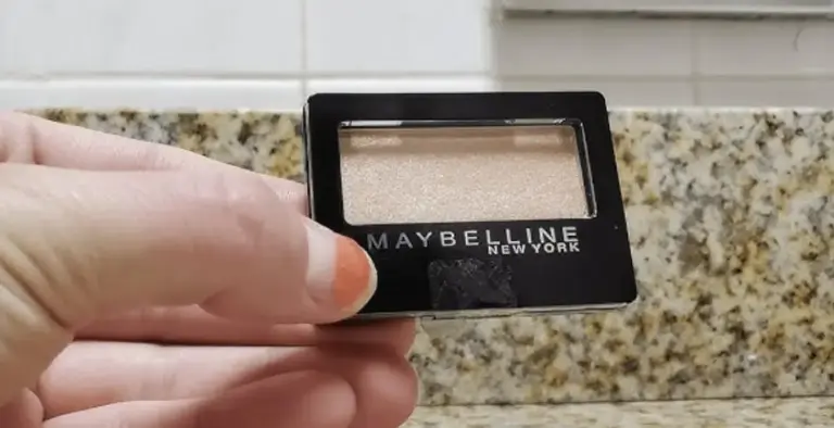 FREE Maybelline Expert Wear Eyeshadow at CVS!